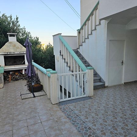 Apartments Zemunik Omiš Екстериор снимка