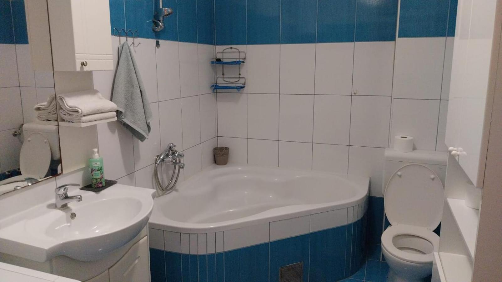 Apartments Zemunik Omiš Екстериор снимка